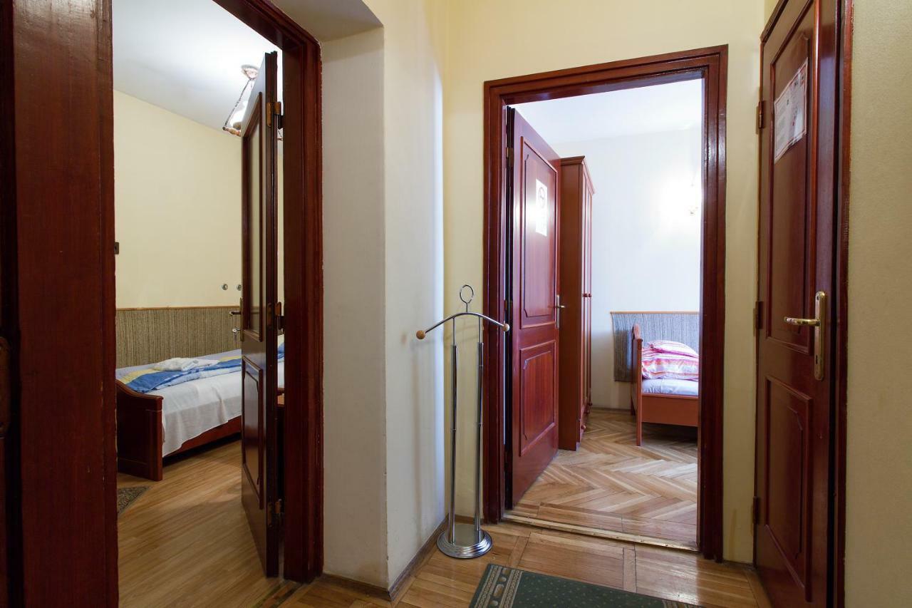 Bed and Breakfast Kertesz Panzio Győr Zewnętrze zdjęcie